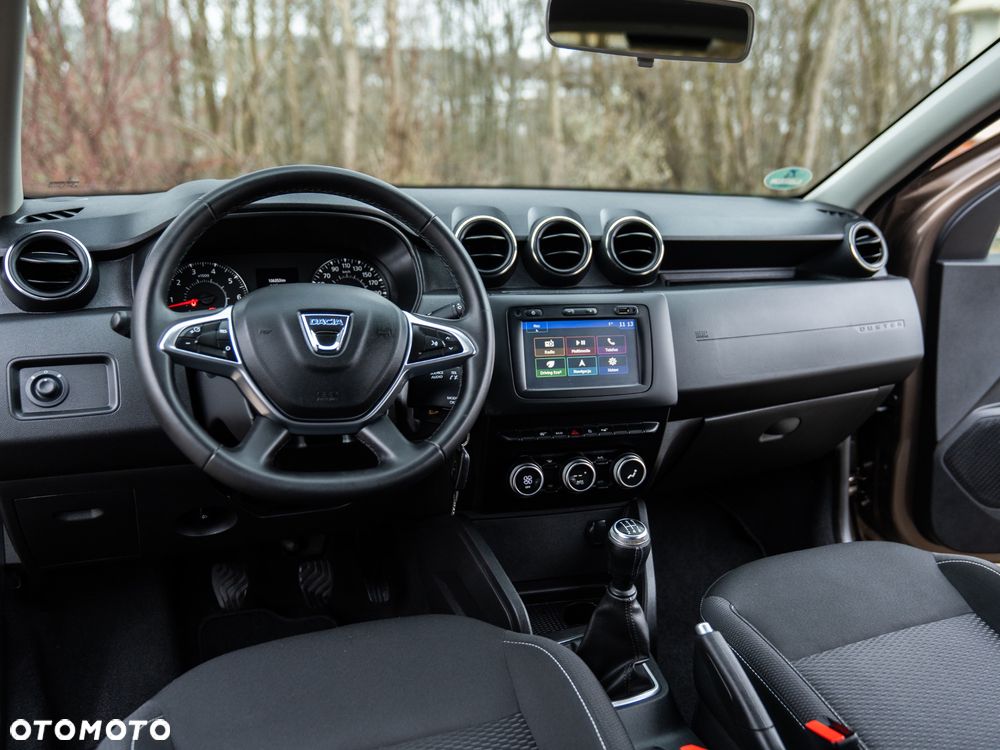 Dacia Duster 1.6 SCe Prestige - 28