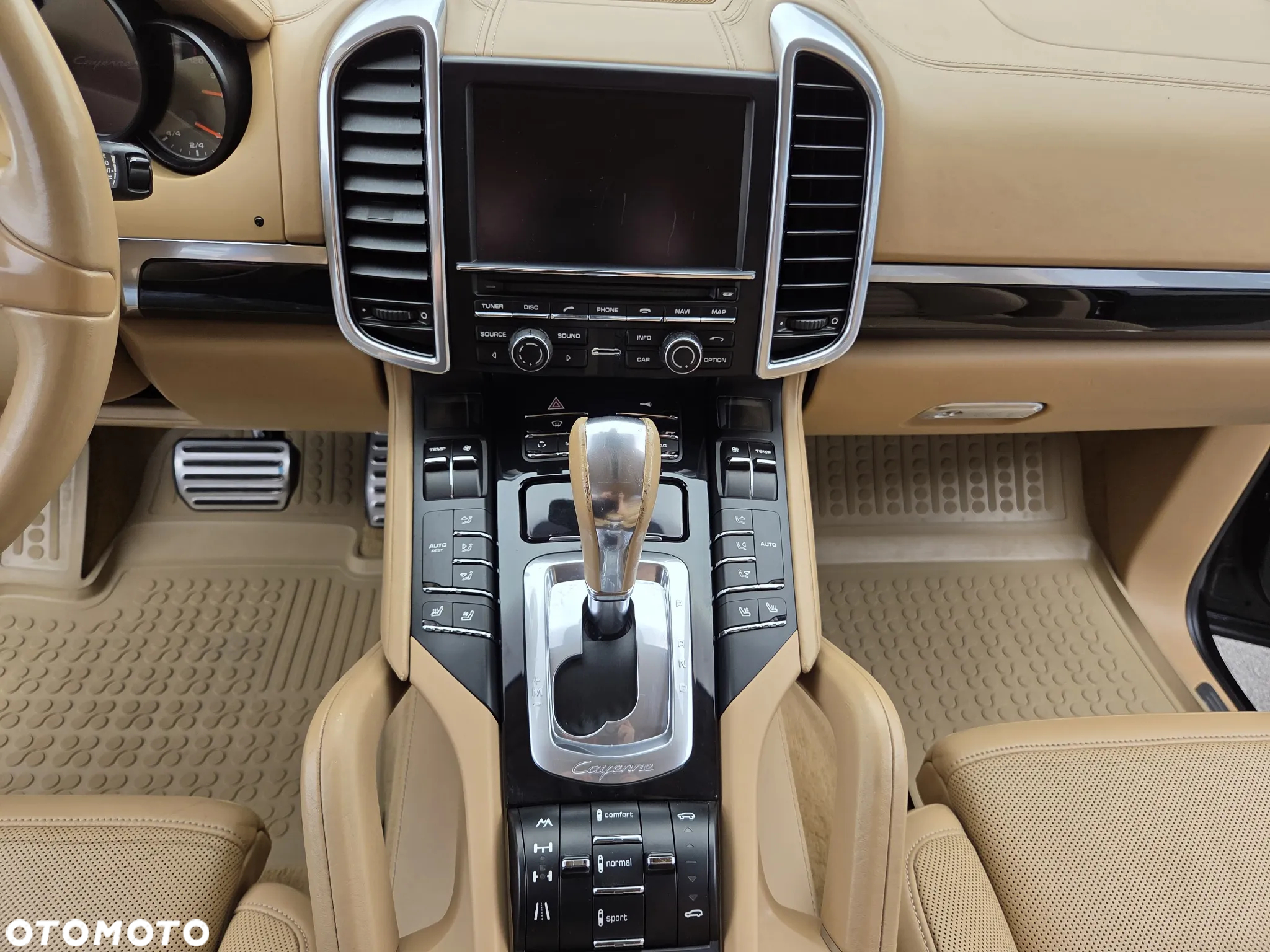 Porsche Cayenne S - 22