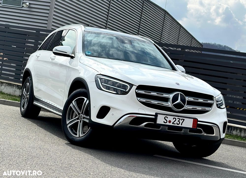 Mercedes-Benz GLC - 1