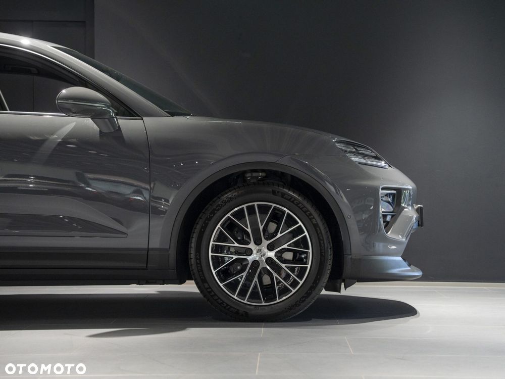 Porsche Macan 4 100kWh - 11