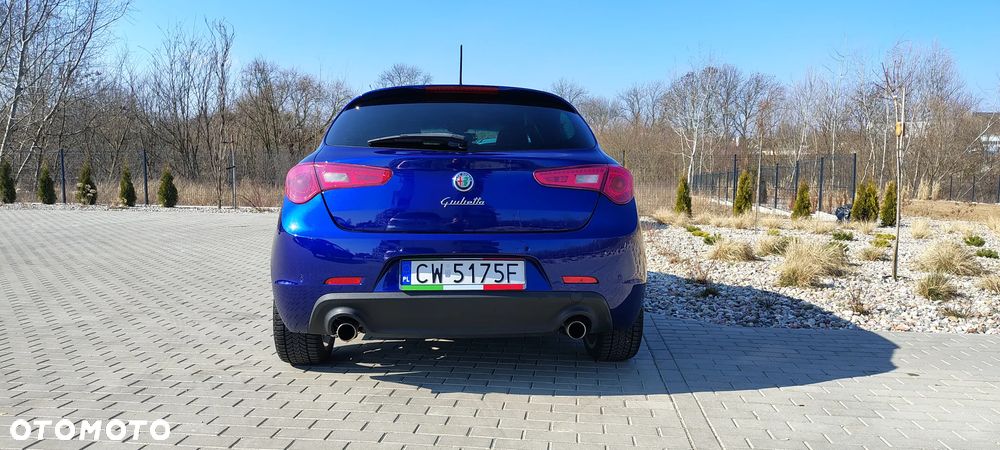 Alfa Romeo Giulietta 2.0 JTDM Distinctive - 9