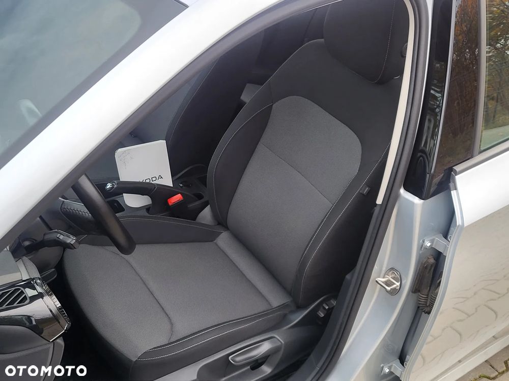 Skoda Fabia 1.0 TSI Selection - 11