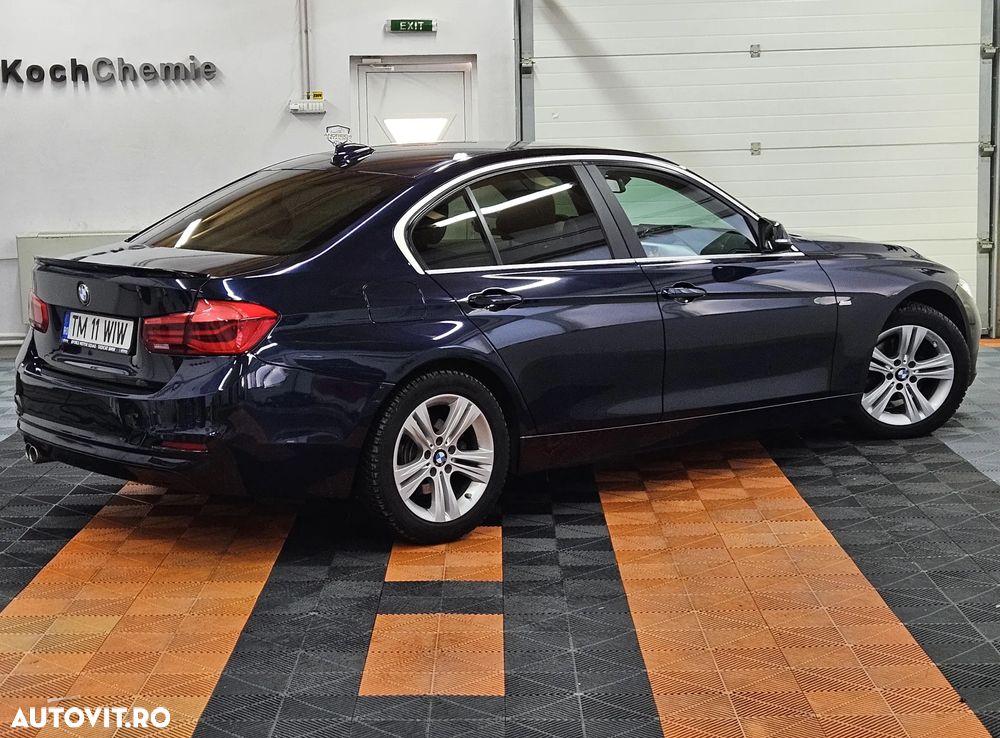 BMW Seria 3 320d Aut. Sport Line - 4