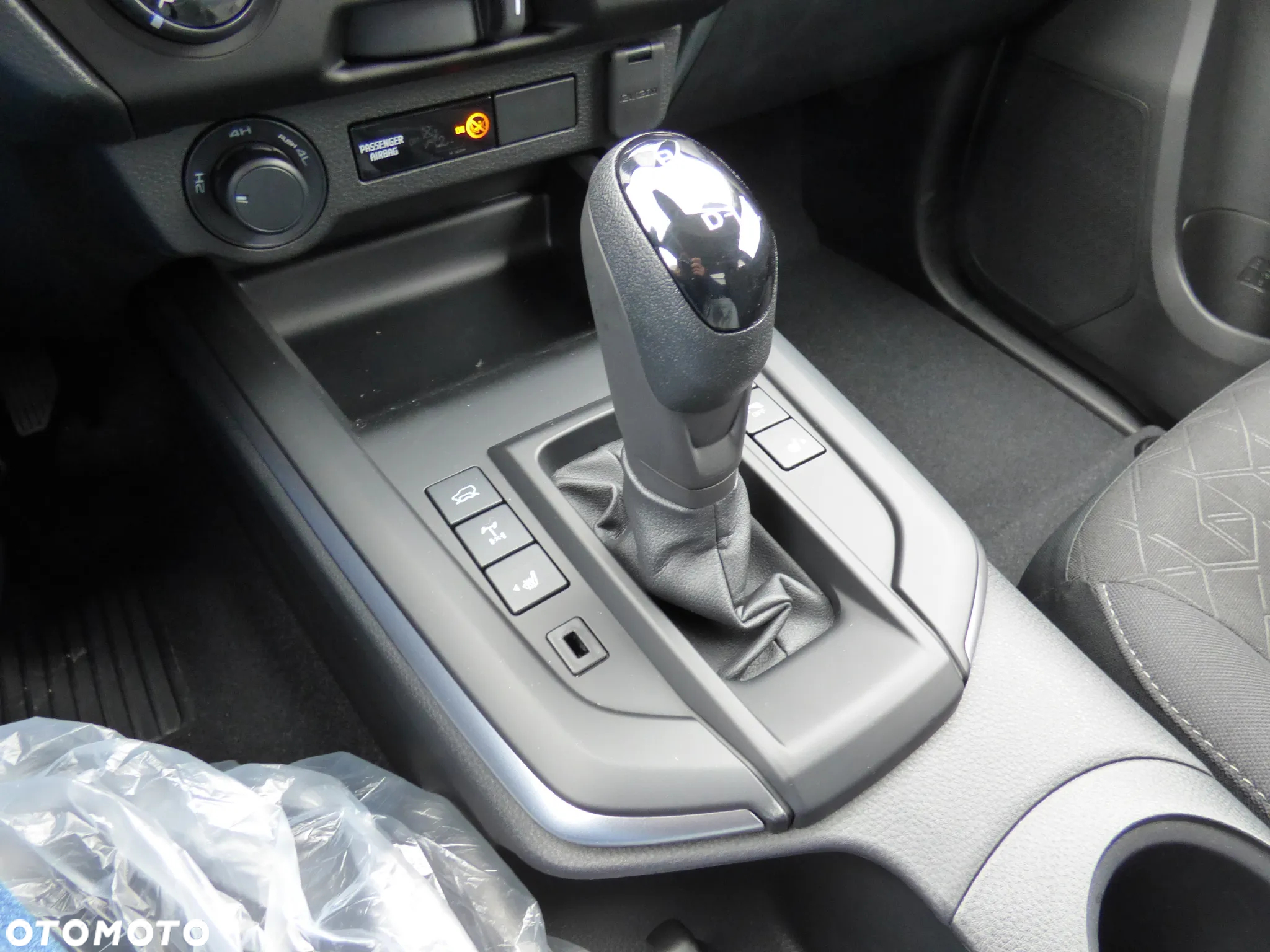 Isuzu D-Max 1.9 EC LS - 9