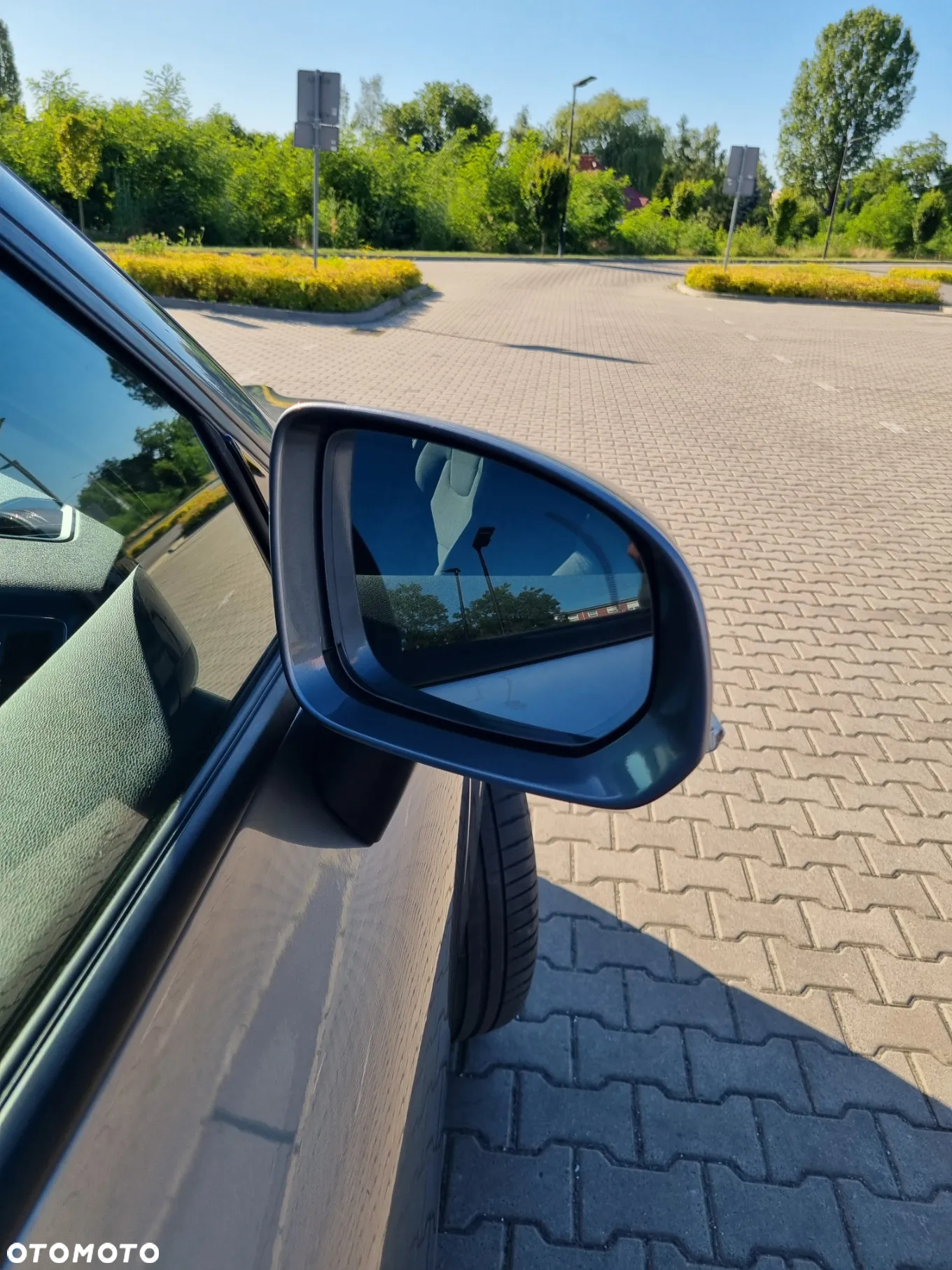 Volvo XC 60 B4 B Momentum - 19