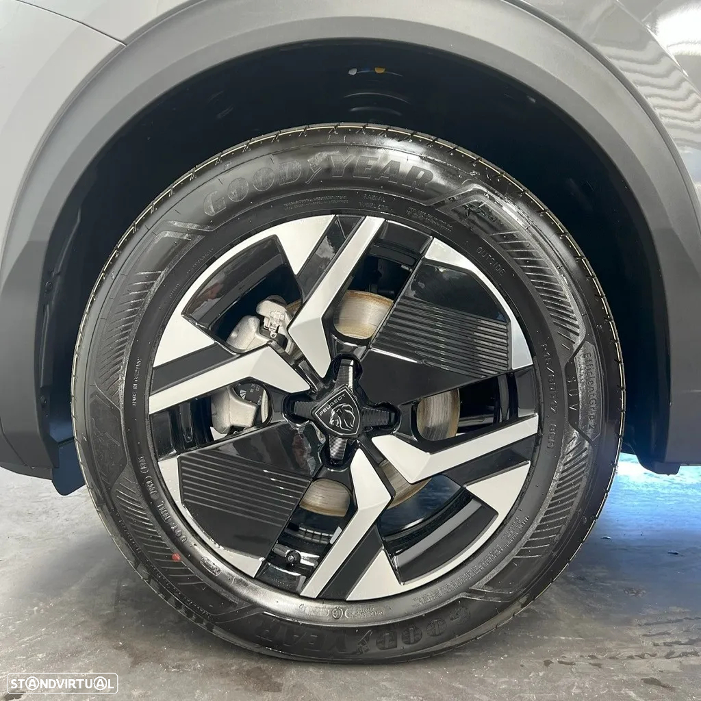 Peugeot e-2008 54 kWh Allure - 13