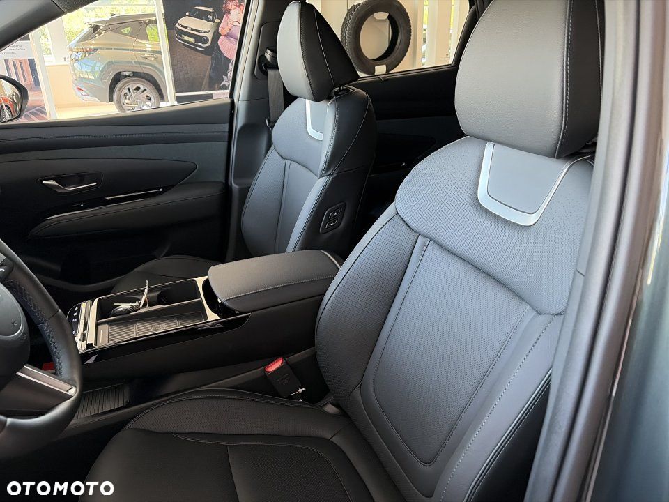 Hyundai Tucson - 8