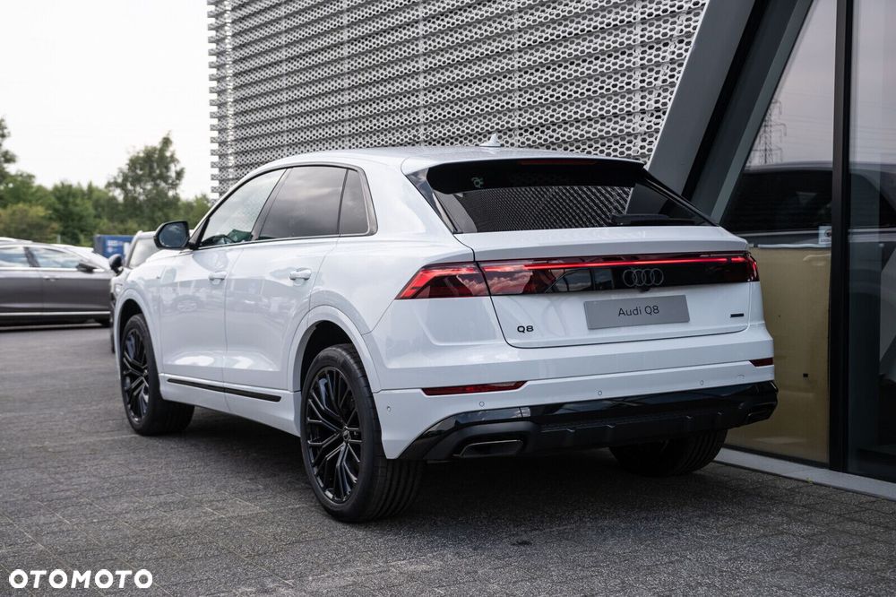 Audi Q8 - 25