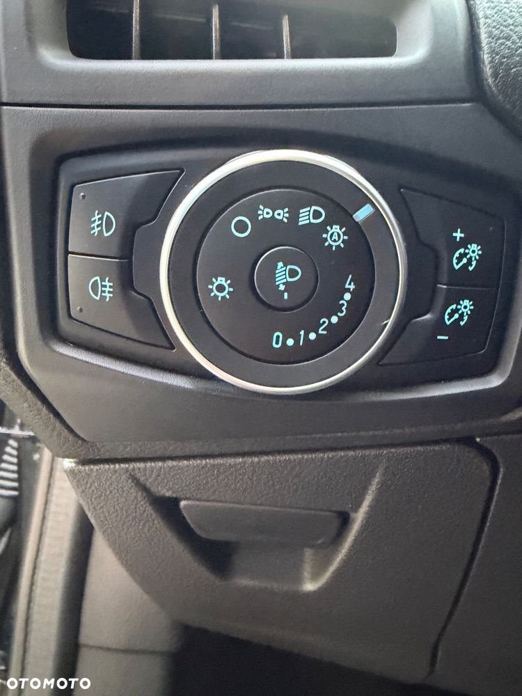 Ford Focus - 34
