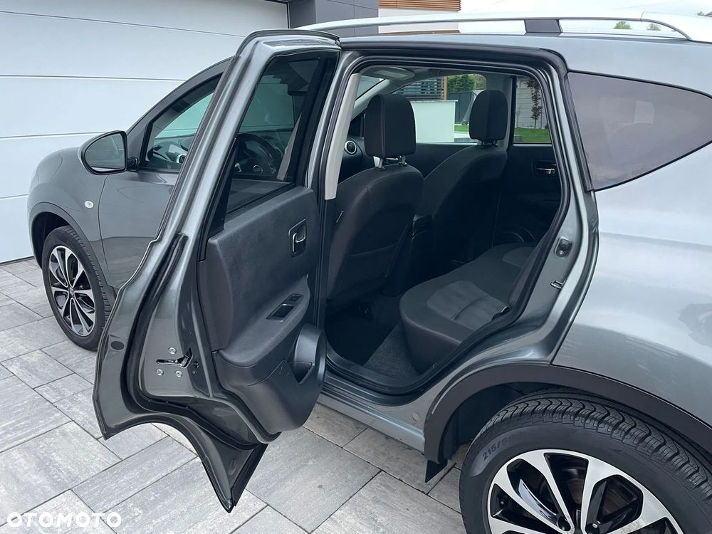 Nissan Qashqai - 14
