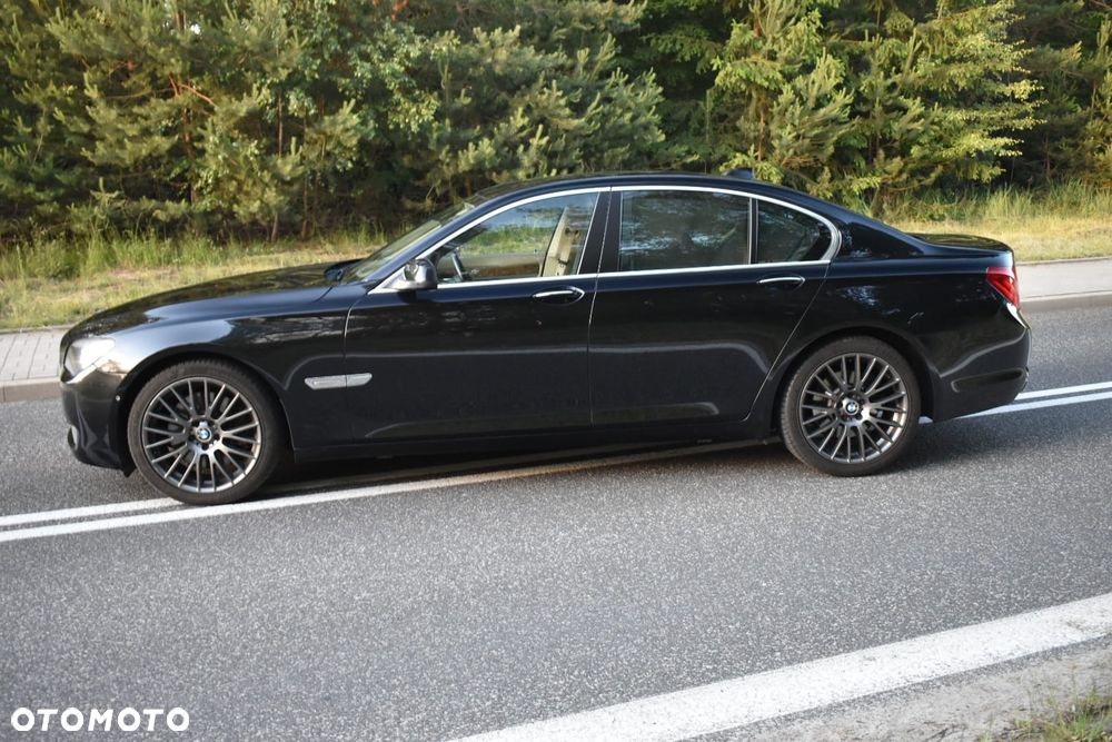 BMW Seria 7 - 4