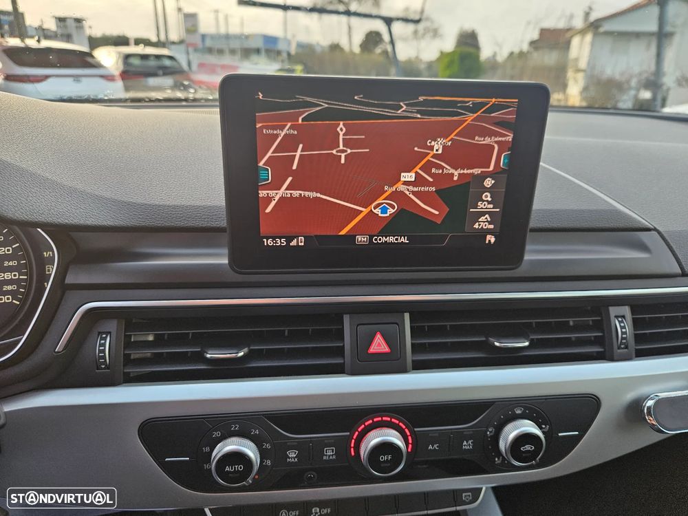 Audi A4 Avant 2.0 TDI Design S tronic - 24