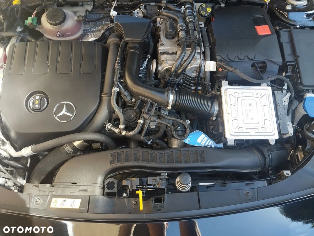 Mercedes-Benz Klasa A 250 e 8G-DCT Advanced Progressive - 13