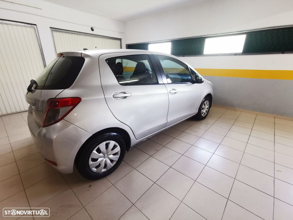 Toyota Yaris 1.0 VVT-i ACtive+AC - 12