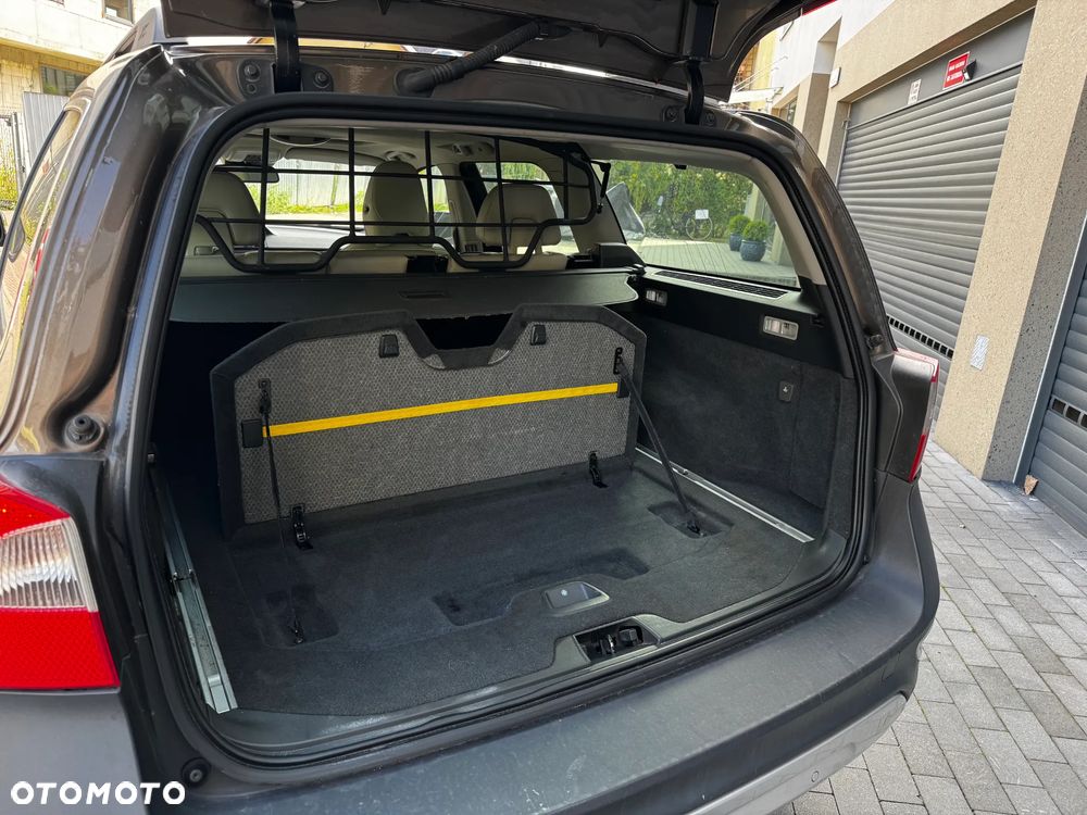 Volvo XC 70 - 7
