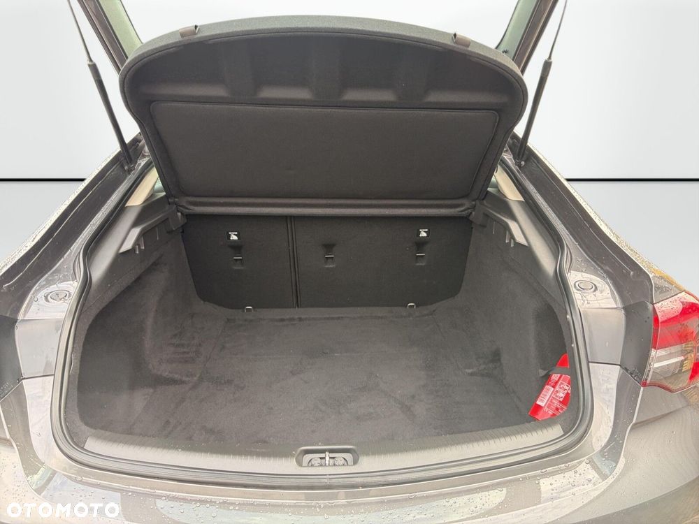 Opel Insignia - 32