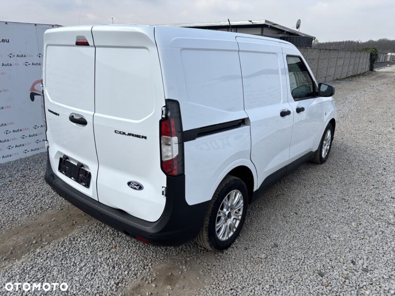 Ford Transit Courier - 5
