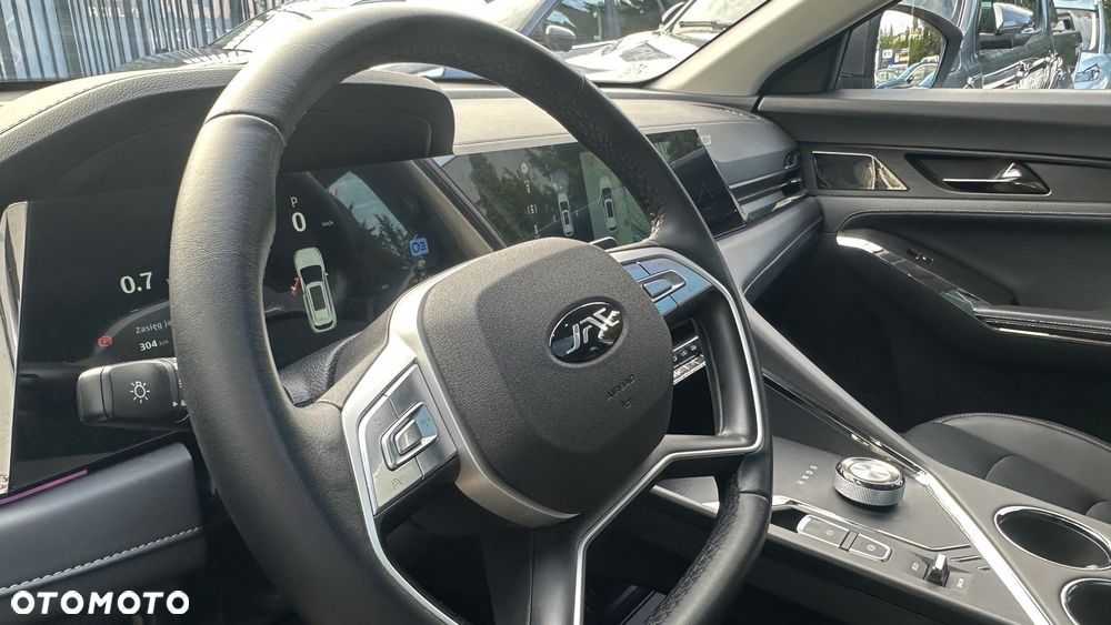 JAC JS8 - 26