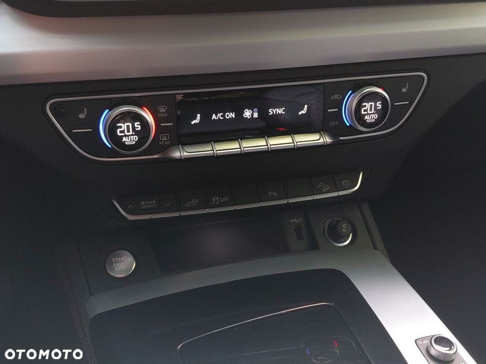 Audi Q5 Sportback - 22