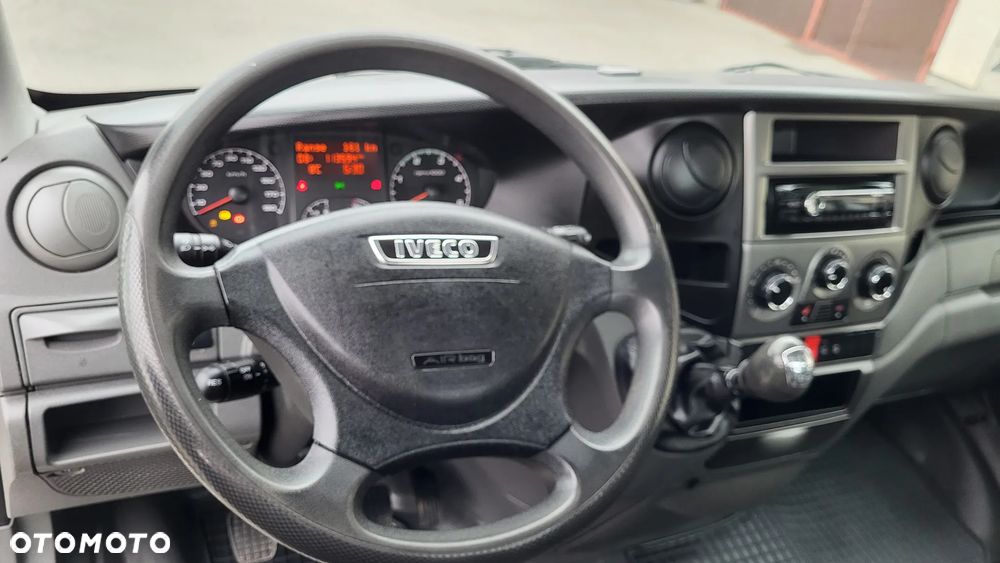 Iveco Daily 50c15 / 35c15 / długa skrzynia 6,12 m / skrzynia 12 euro palet - 37