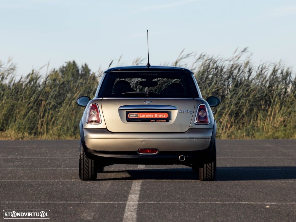 MINI 3 Portas Cooper D - 12