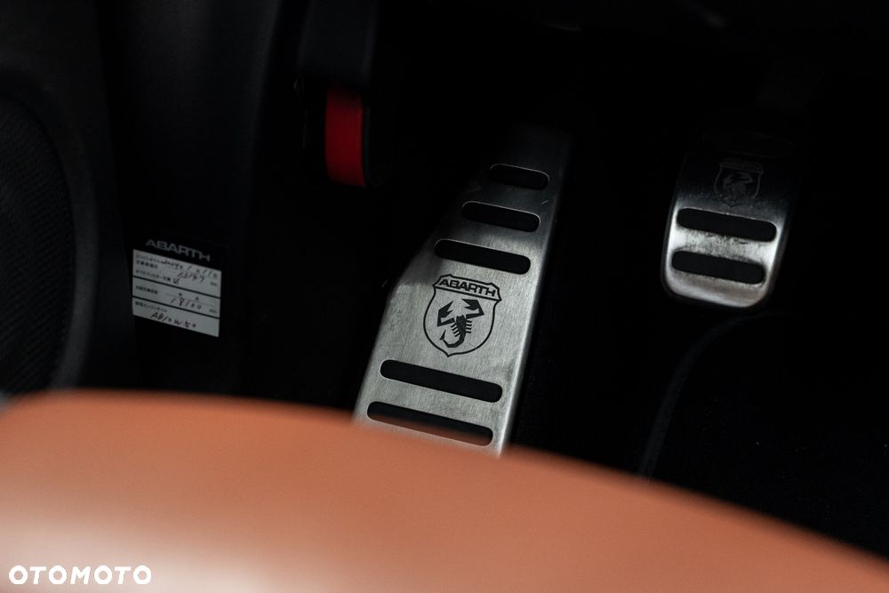 Abarth 595 1.4 T-Jet 16v Competizione - 23