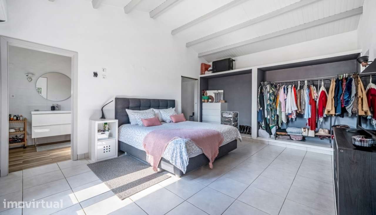 Propriedade com piscina e garagem à venda em Silves, Algarve - Grande imagem: 4/26