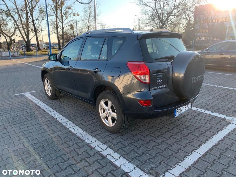 Toyota RAV4 2.2 D-4D 4x4 - 3