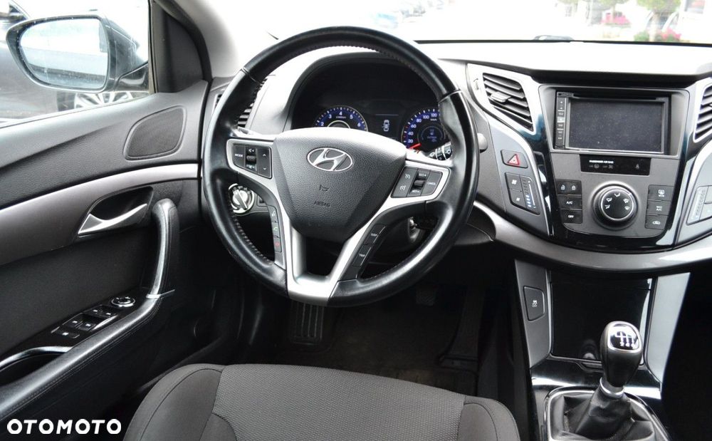 Hyundai i40 Kombi 1.6 Trend - 5