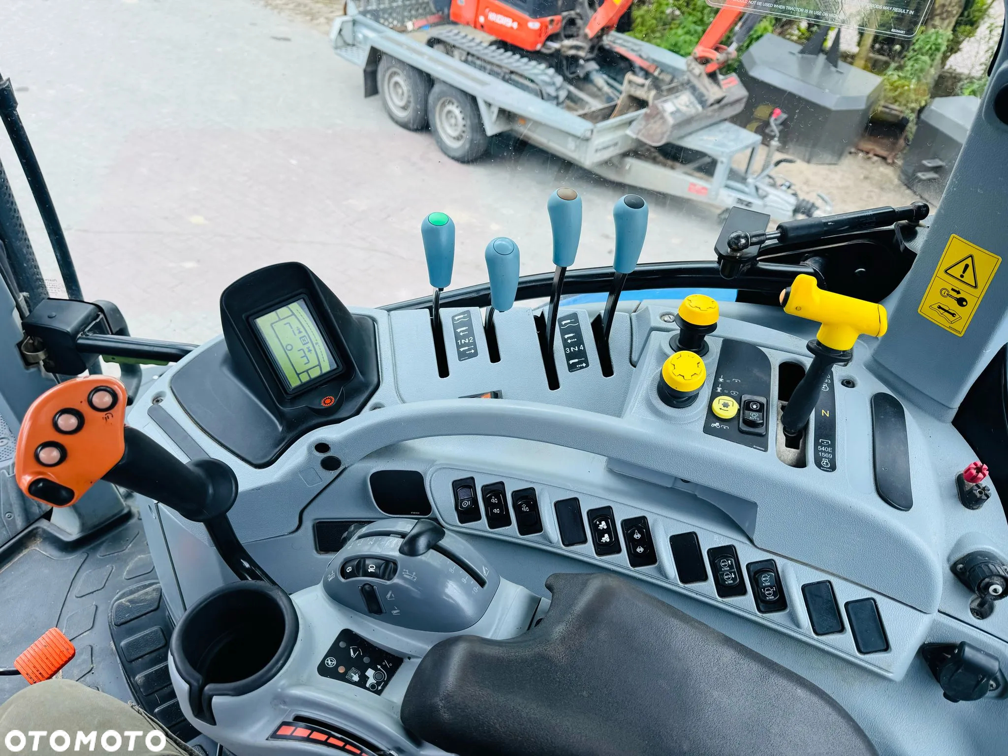 New Holland T7.260 Powercommand - 16