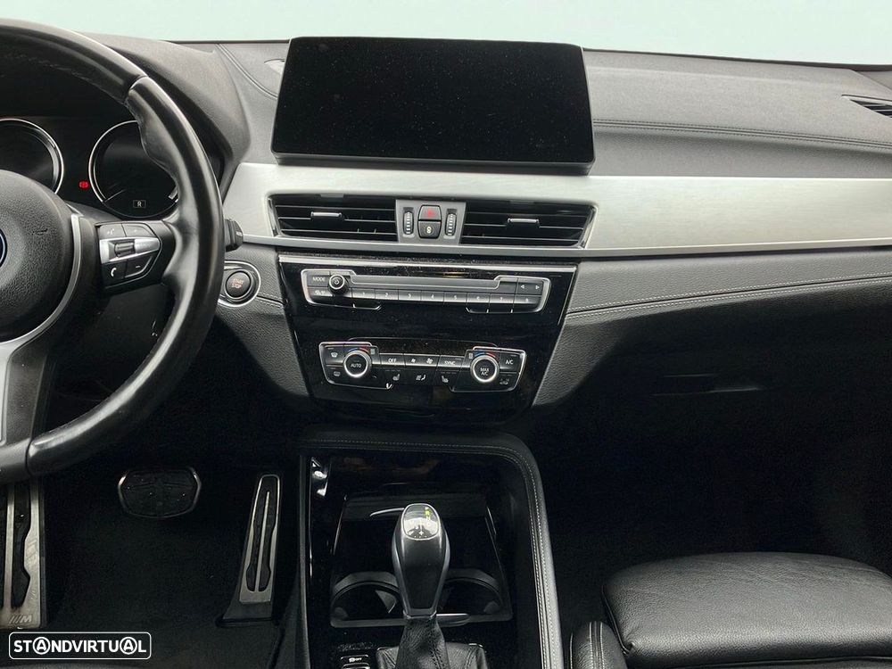 BMW X2 25 e xDrive X Pack M - 12