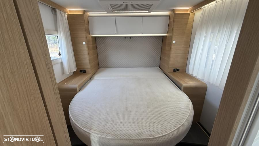 Adria Matrix 670 SC cama central e basculante - 7