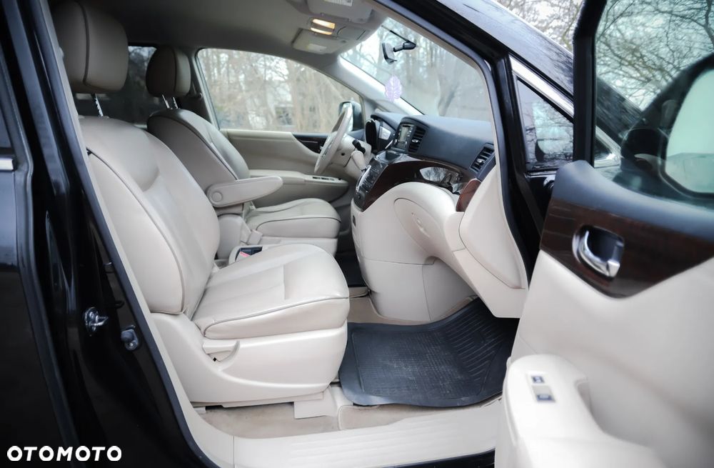 Nissan Quest 3.5 SL - 11