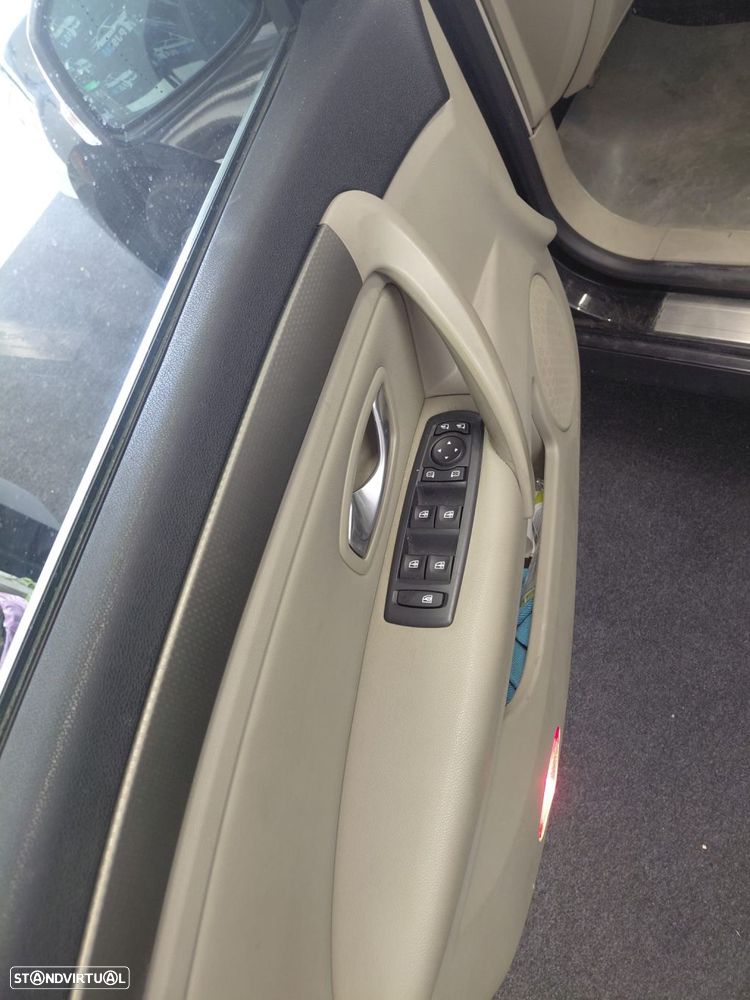 Renault Laguna 2.0 dCi Dynamique - 9