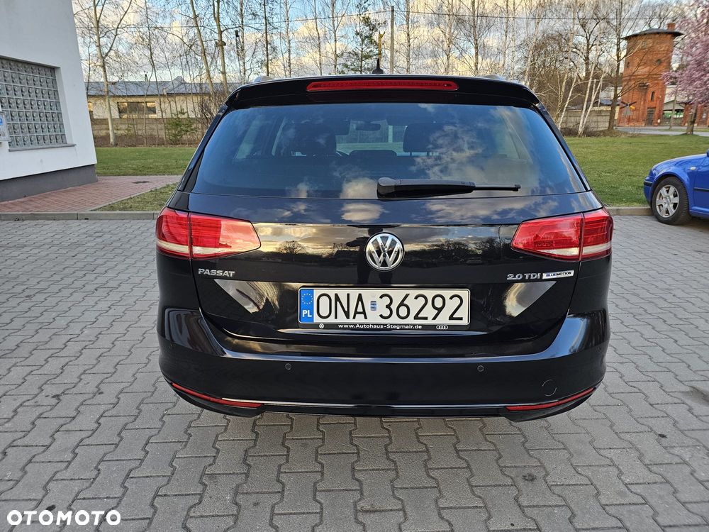 Volkswagen Passat 2.0 TDI (BlueMotion Technology) Comfortline - 11