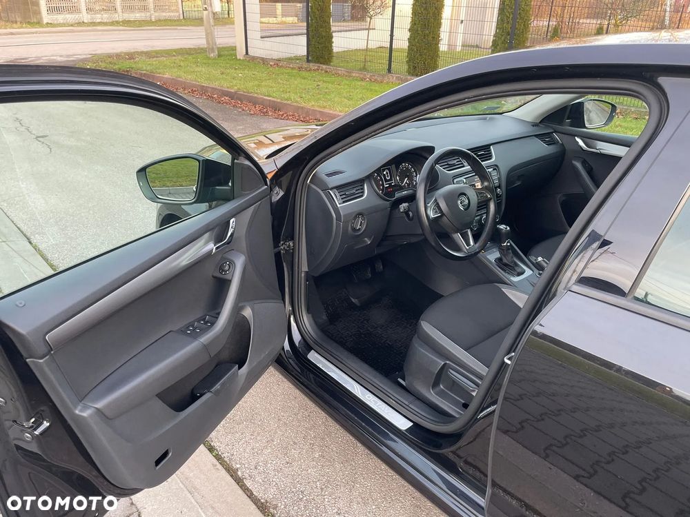 Skoda Octavia 2.0 TDI Joy DSG - 10