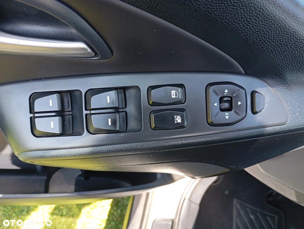 Hyundai ix35 - 18