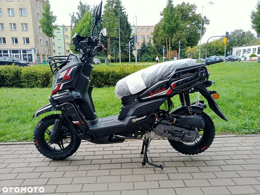 Junak Inny - 2
