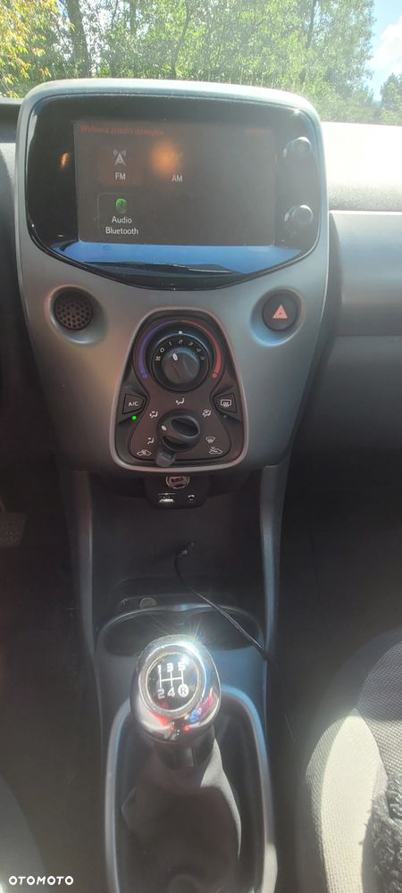 Toyota Aygo x-play - 7