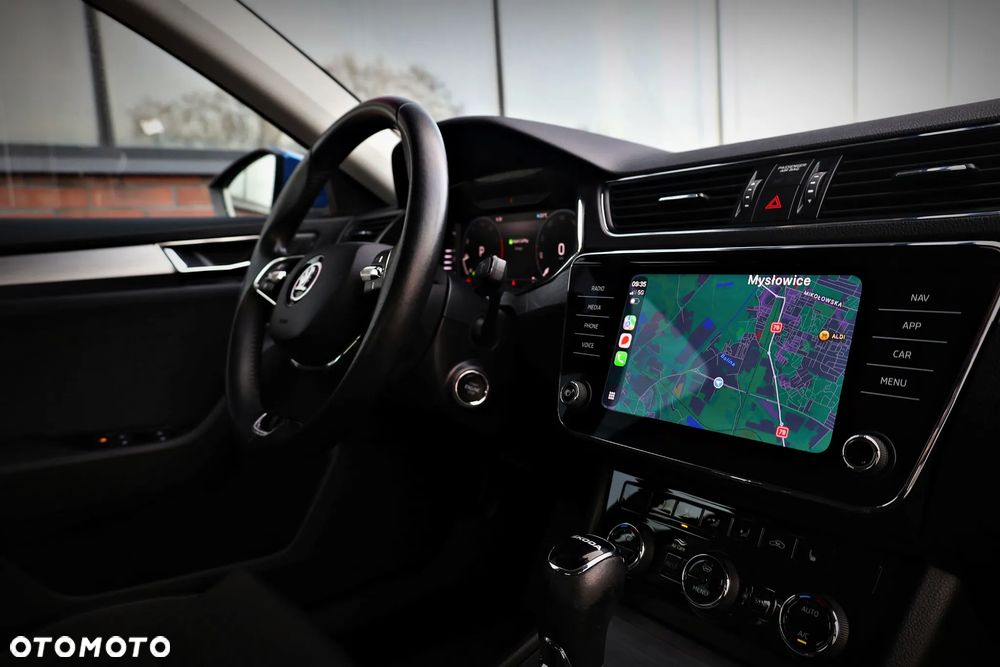 Skoda Superb 1.5 TSI Ambition DSG - 20