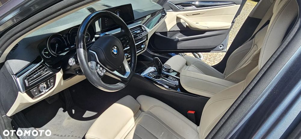 BMW Seria 5 520d - 9