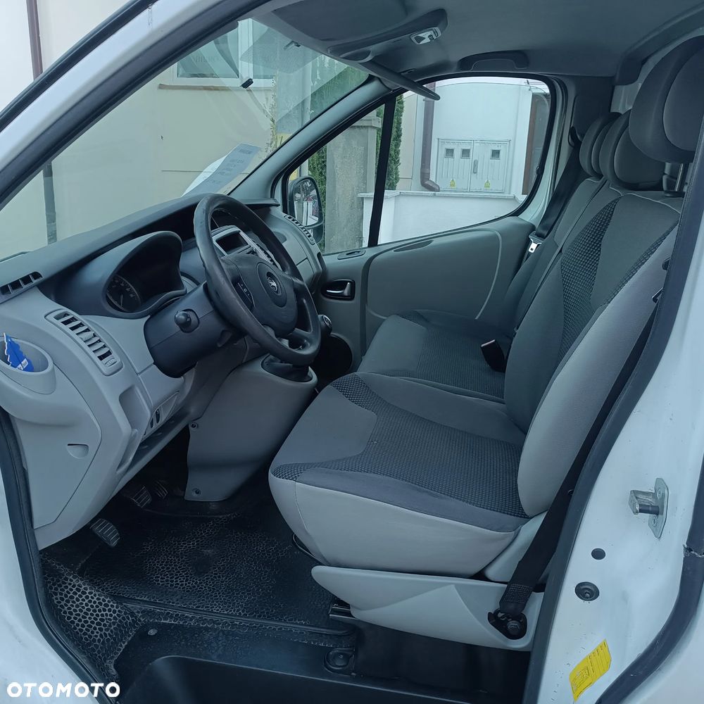 Opel vivaro - 6