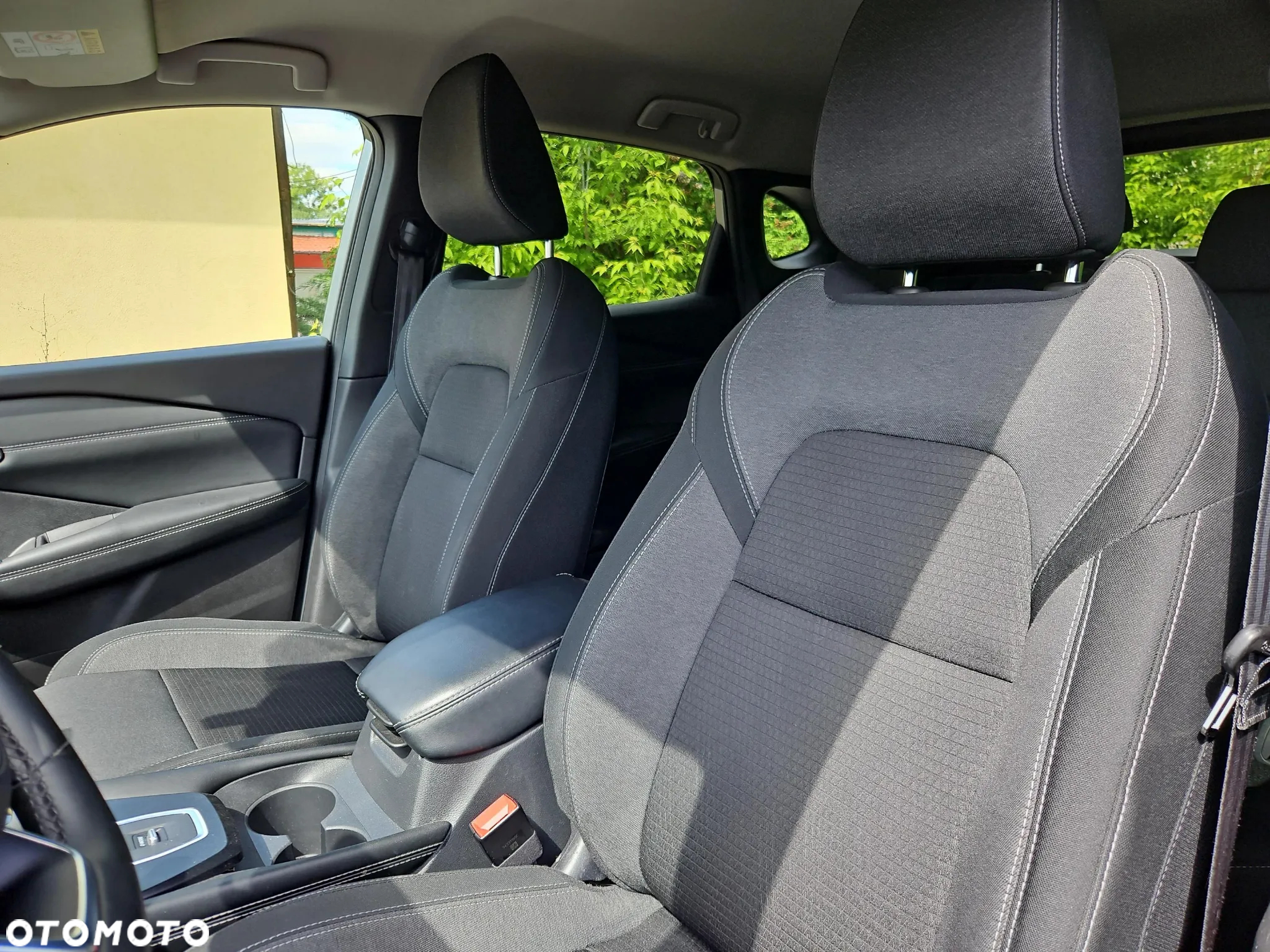 Nissan Qashqai 1.3 DIG-T mHEV N-Connecta Xtronic - 11