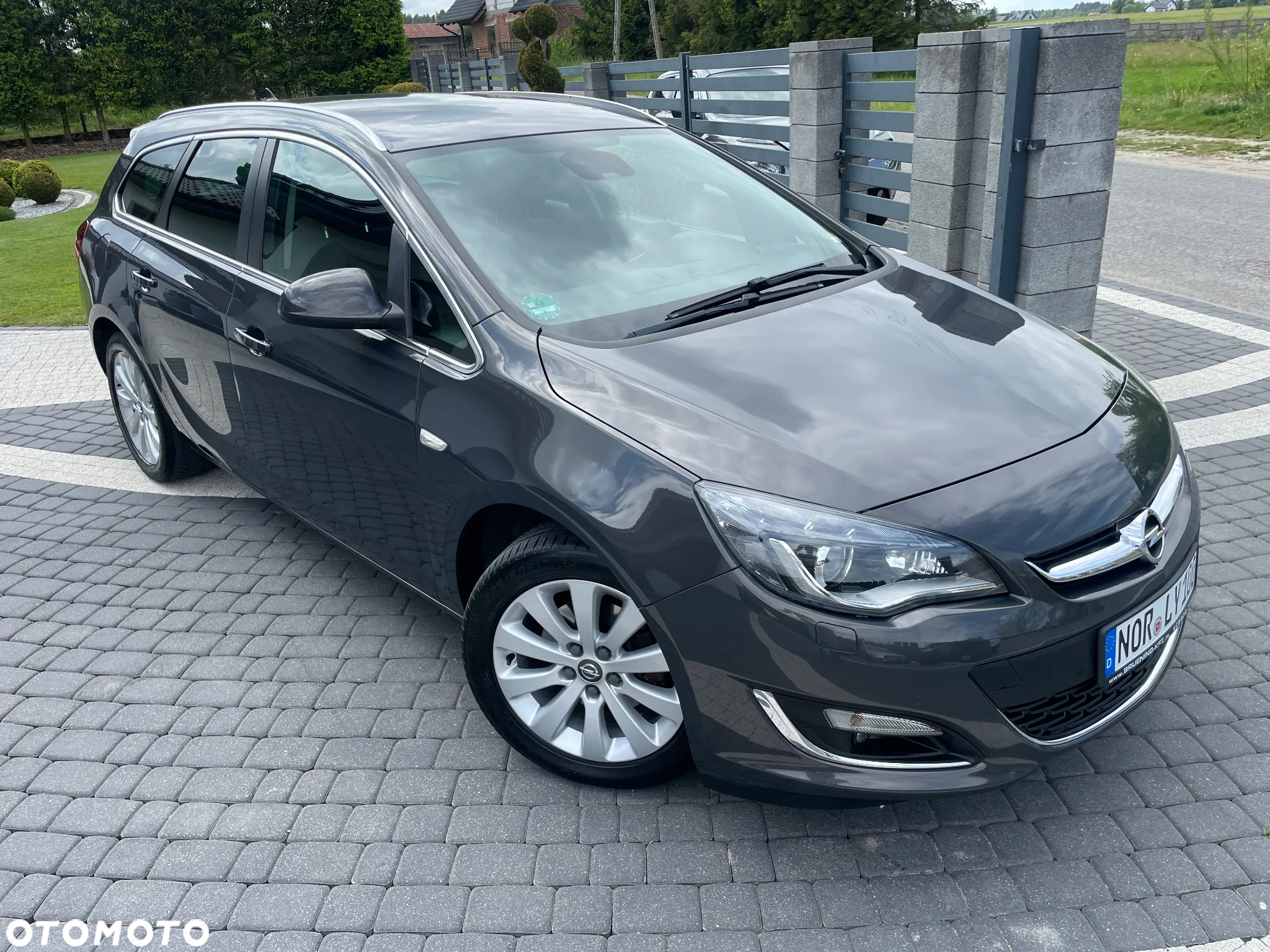 Opel Astra 2.0 CDTI DPF Sports Tourer Innovation - 2