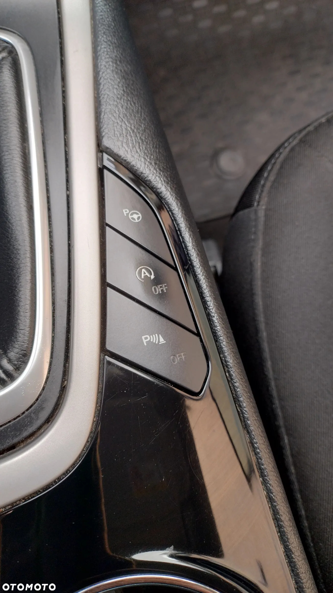 Ford Galaxy 2.0 TDCi Trend - 23