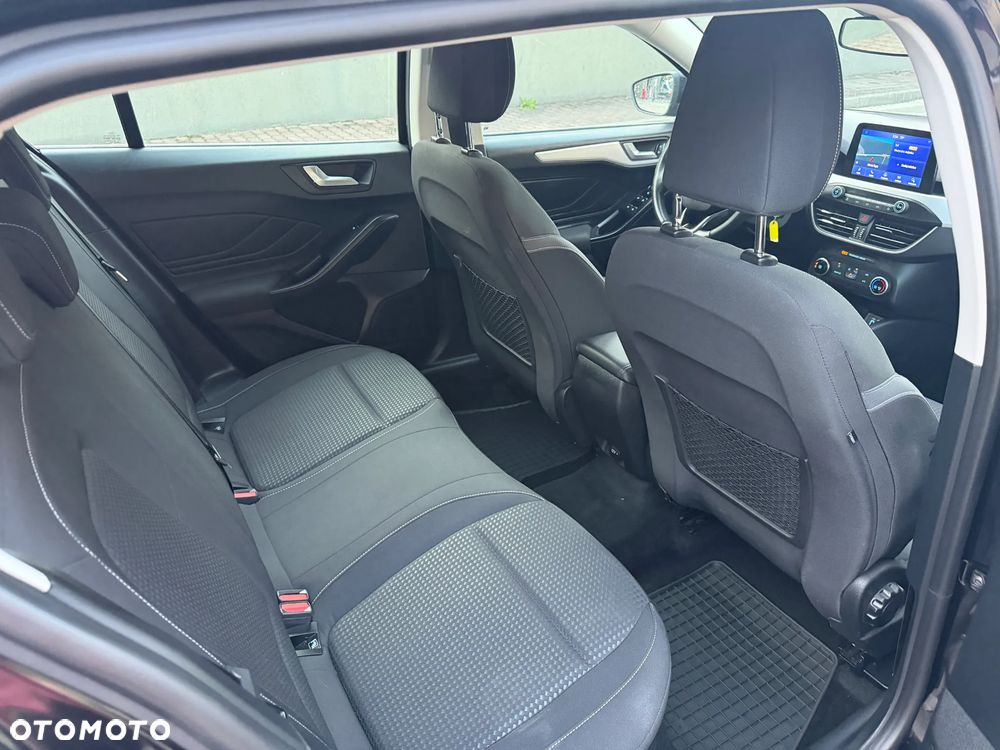 Ford Focus 1.5 EcoBlue Connected - 11