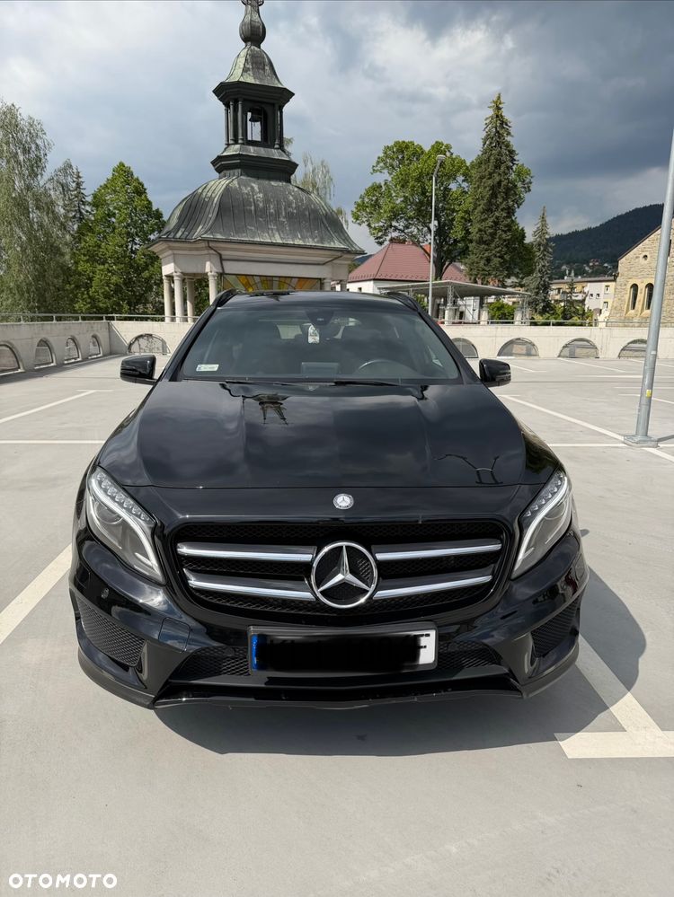 Mercedes-Benz GLA 250 4-Matic AMG Line - 2