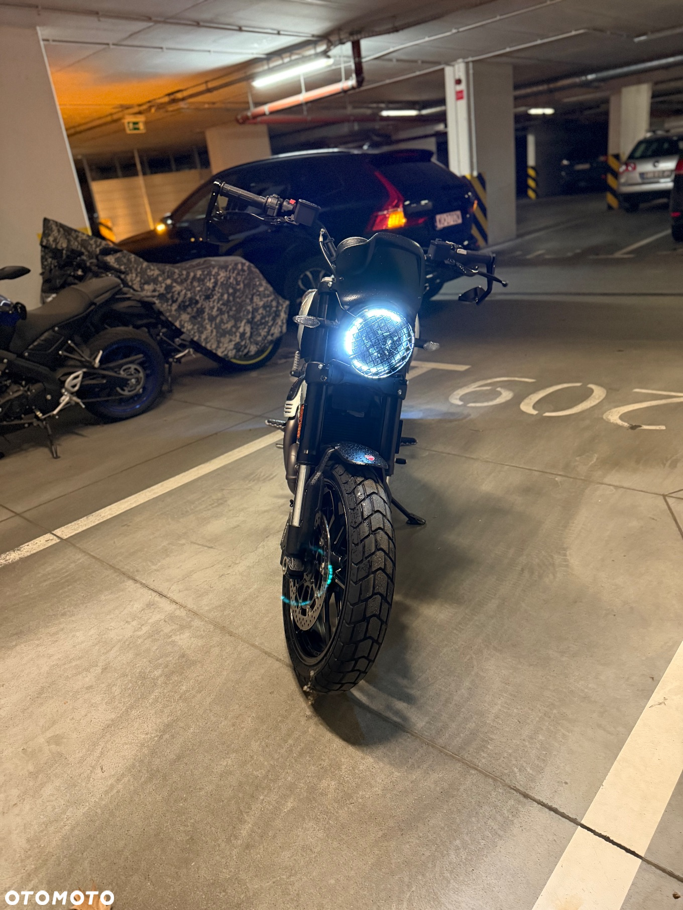 Ducati Scrambler - 2