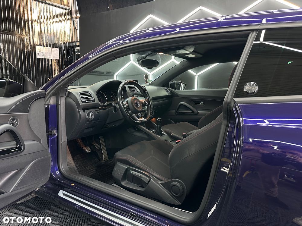 Volkswagen Scirocco - 8