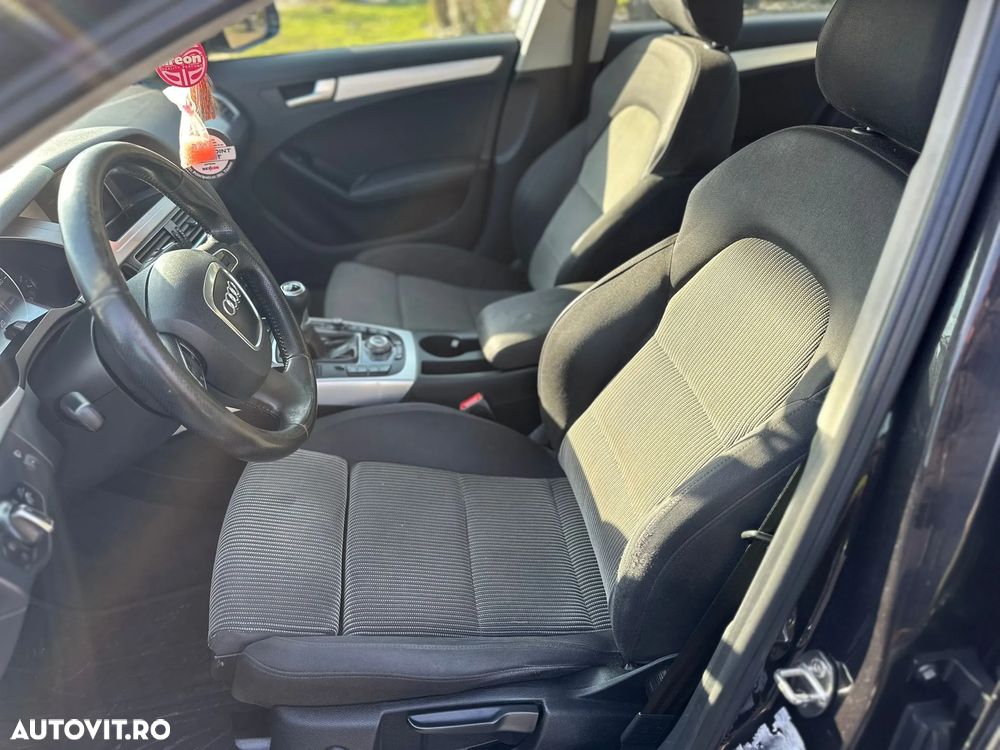 Audi A4 2.0 TDI B8 - 33